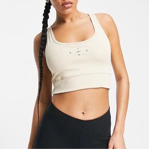 NWT NIKE SPORTS BRA